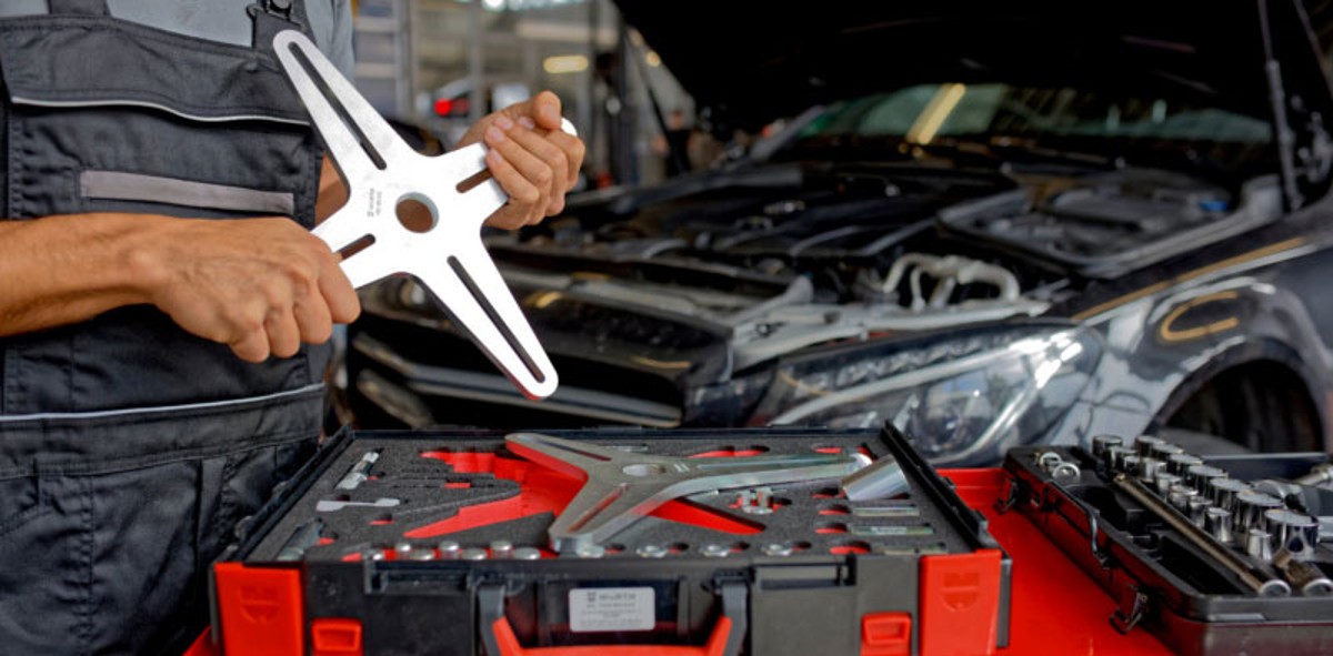 Trova prodotto per gli strumenti di regolazione per motori di veicoli